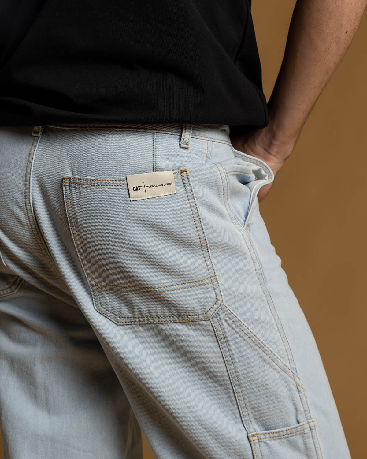 LIGHT WASH DENIM PAINTER PANT