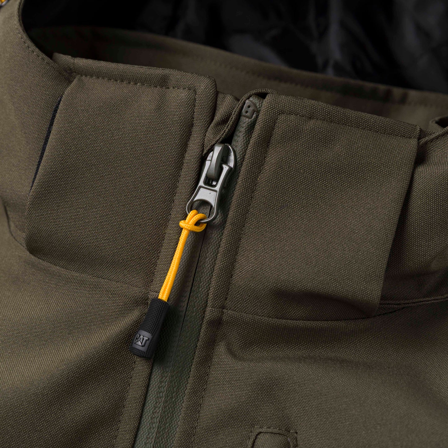 MEN'S LIGHTWEIGHT INSULATED JACKET