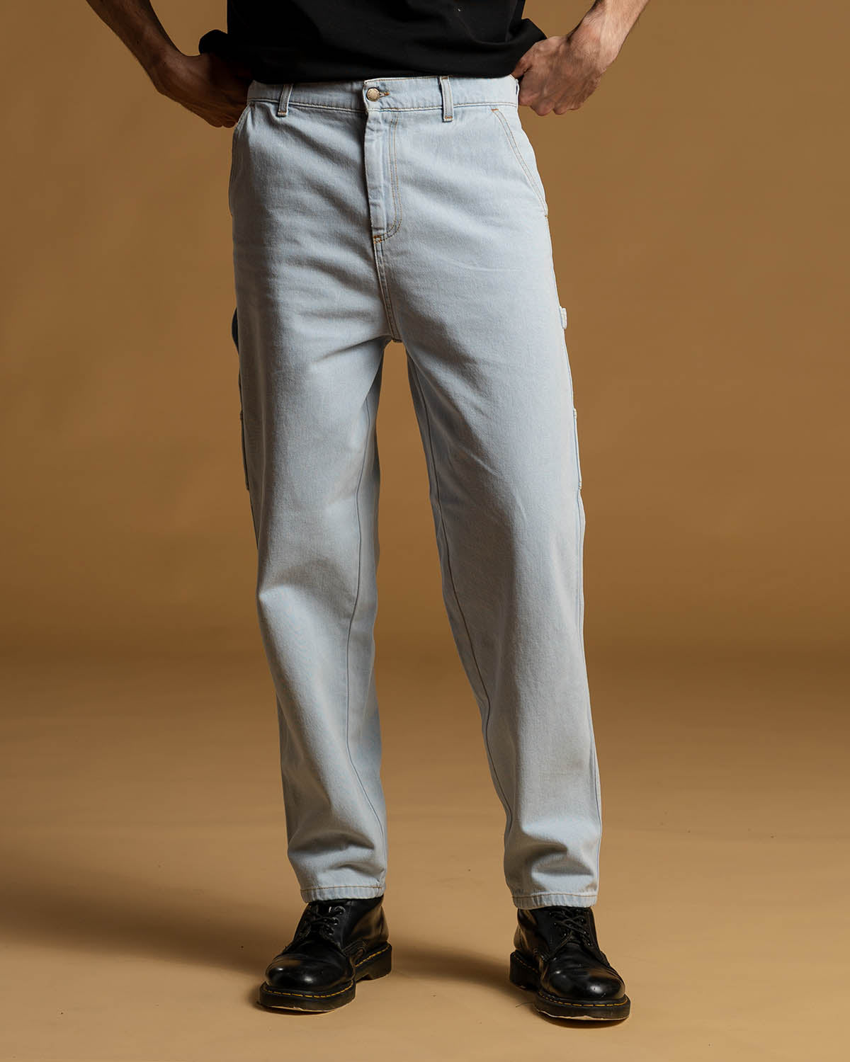 LIGHT WASH DENIM PAINTER PANT