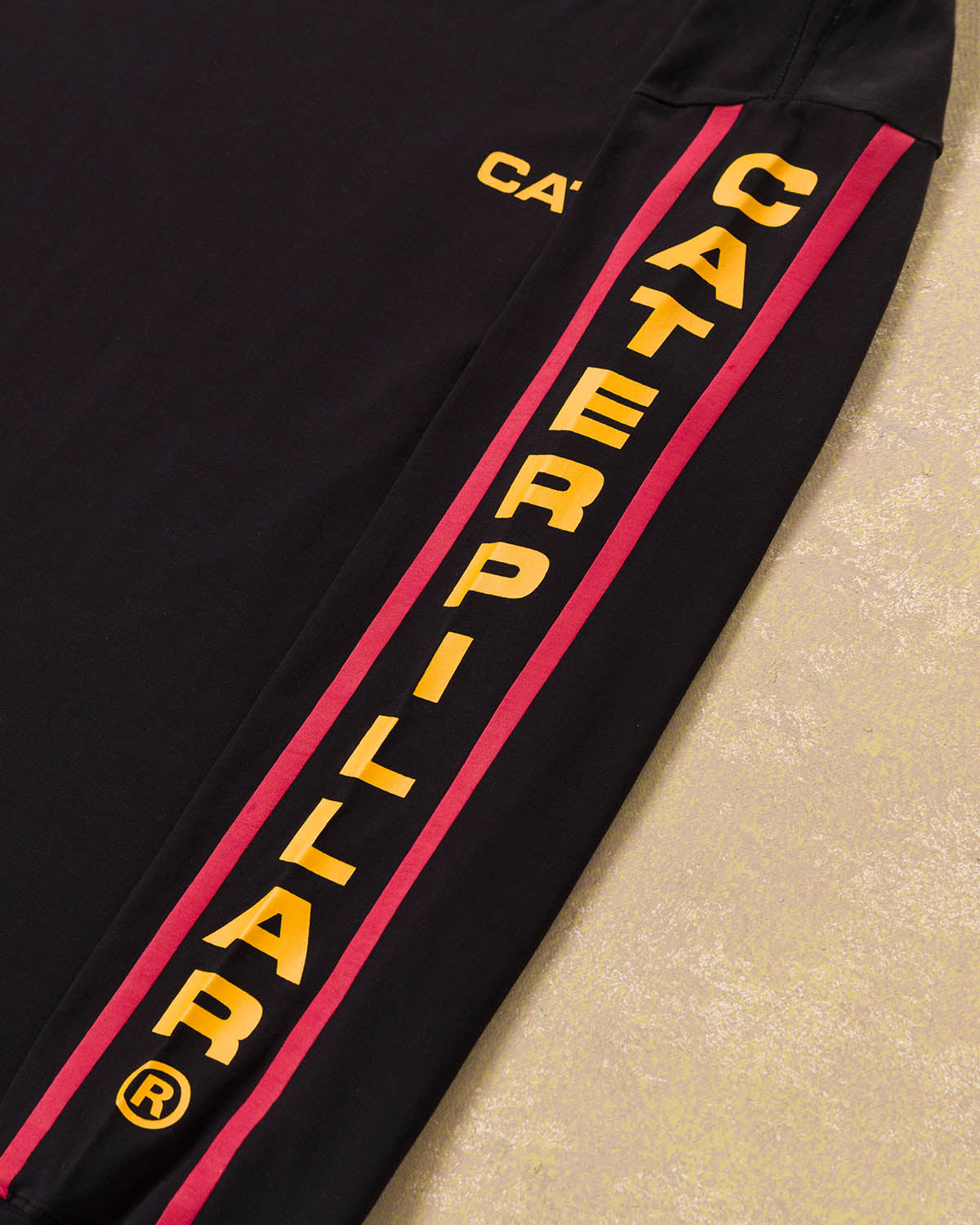 LONG SLEEVE LOGO T-SHIRT CAT® WWR DESIGNED BY AVERY RANCH