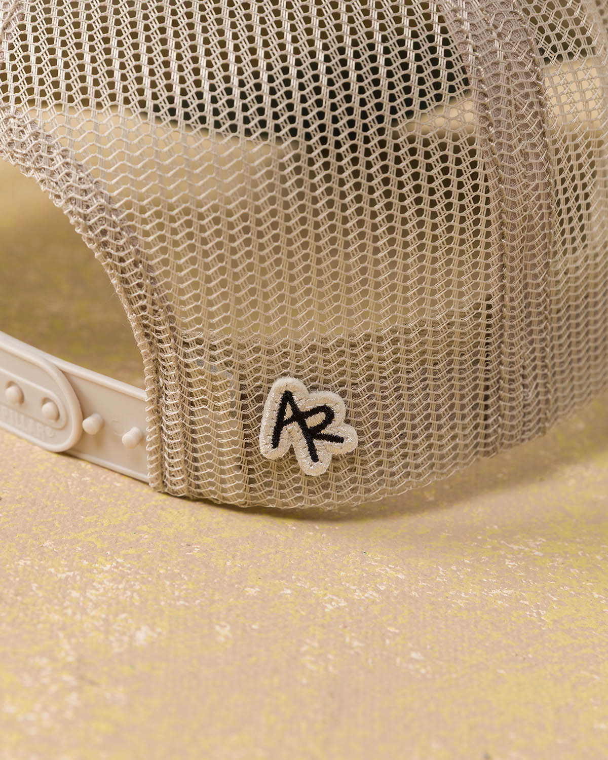 TRUCKER DENIM HAT CAT® WWR DESIGNED BY AVERY RANCH