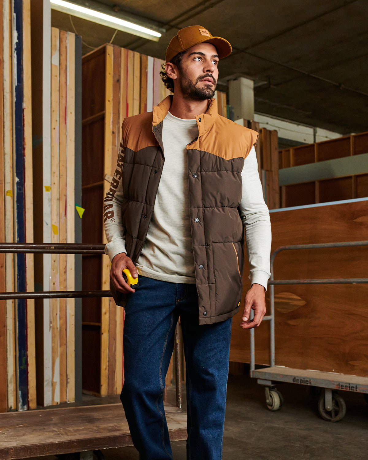 Cat Workwear MEN'S BIG SKY PUFFER VEST Field In The Workshop