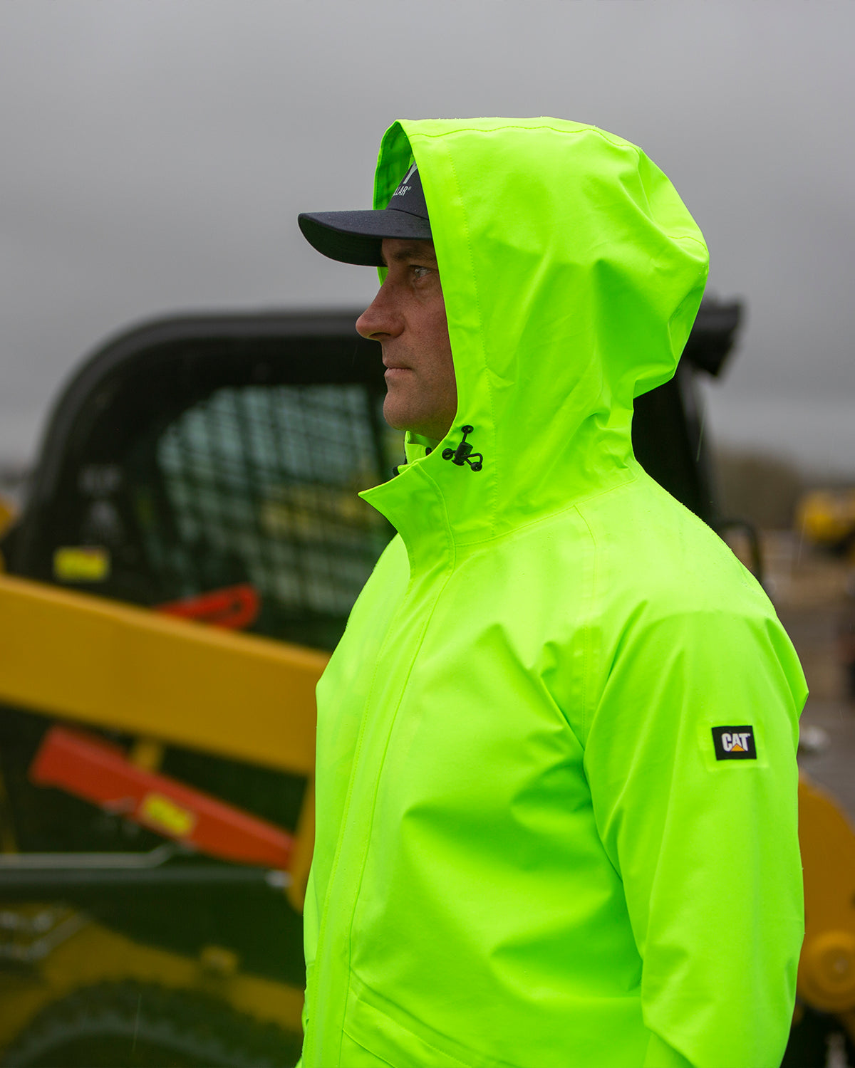 Cat Workwear Men's Essential Rain Jacket Field In The Rain Hood Up