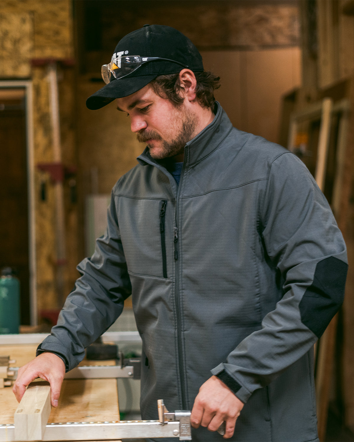 Men s Grid Fleece Bonded Softshell Jacket CAT WORKWEAR Caterpillar Workwear