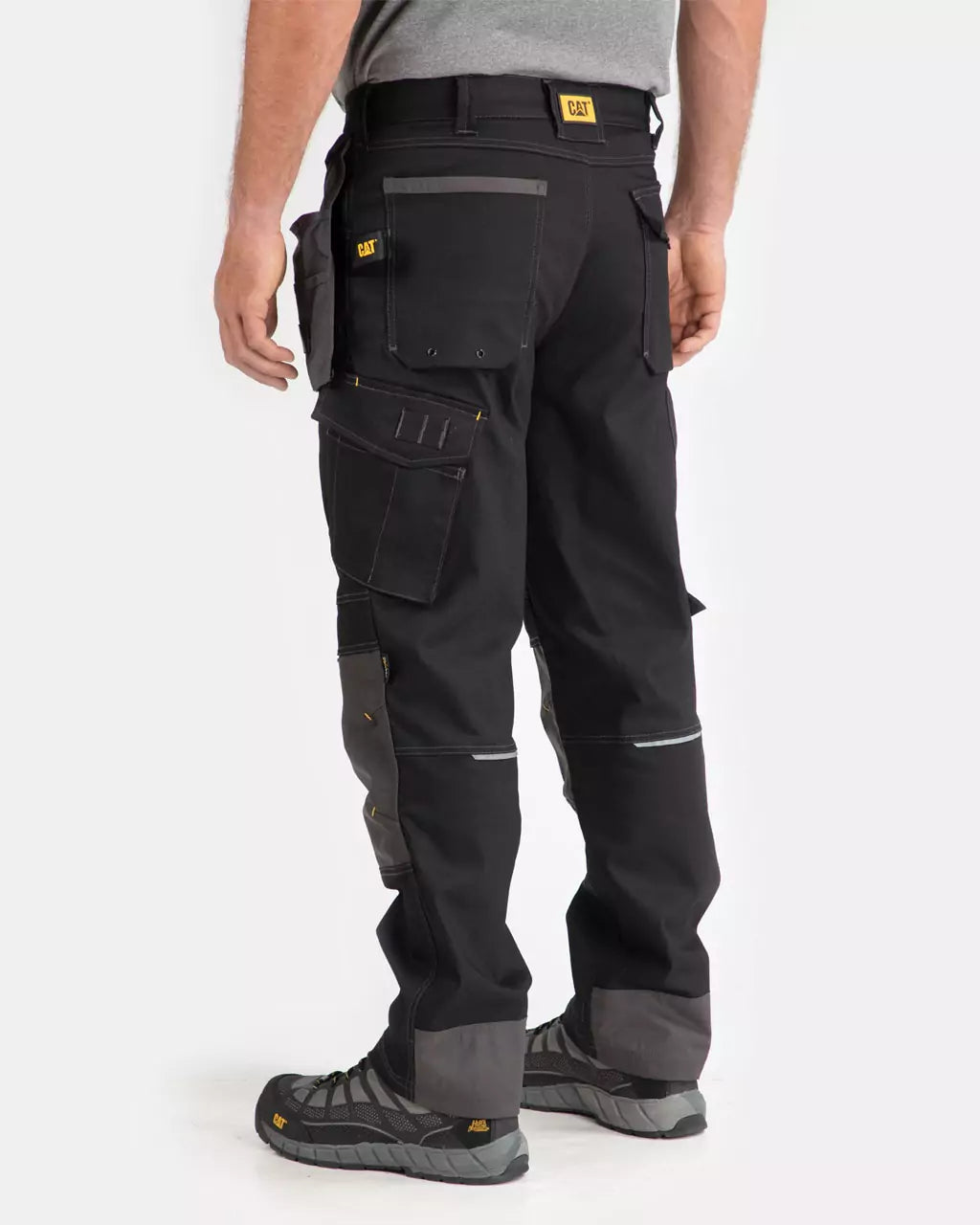 Amazon.com: Caterpillar Men's Trademark Work Pants Built from Tough Canvas  Fabric with Cargo Space, Classic Fit, Black, 28W x 30L: Work Utility Pants:  Clothing, Shoes & Jewelry